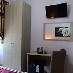بيت ضيافة Castle Termini 2*