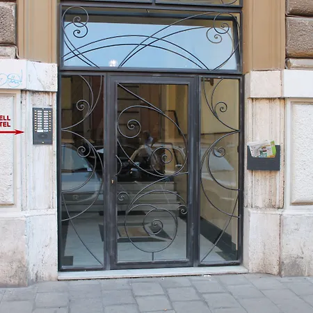 Гостевой дом Castle Termini 2*