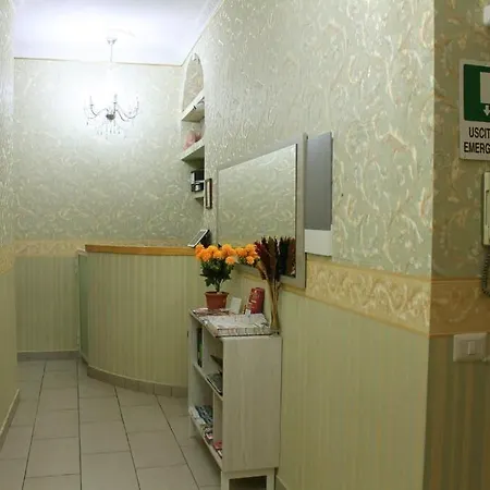 Castle Termini بيت ضيافة روما