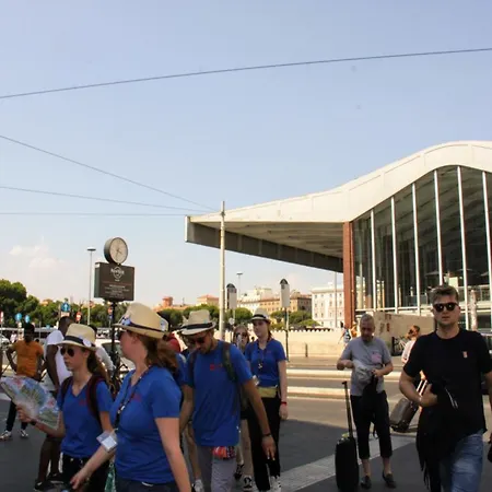 Castle Termini Гостевой дом Рим