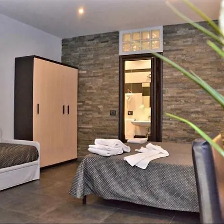 Castle Termini بيت ضيافة