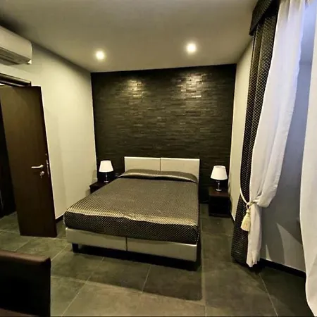 Castle Termini بيت ضيافة 2*