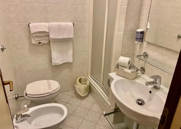 Pensjonat Roma Castle Termini 2*