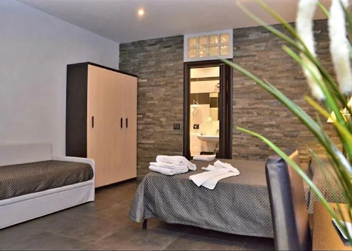 Roma Castle Termini Pensjonat