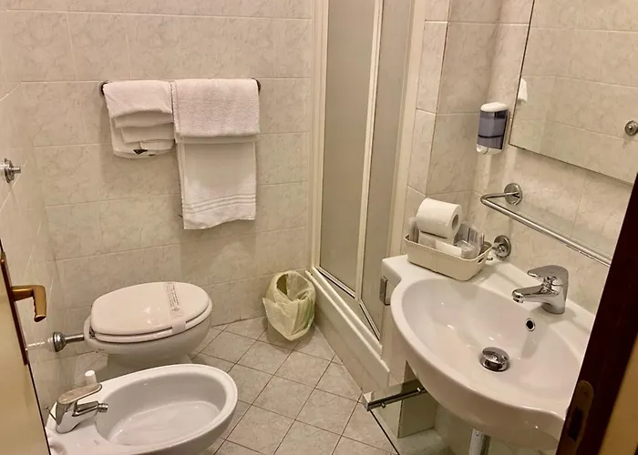 Roma Castle Termini 2*