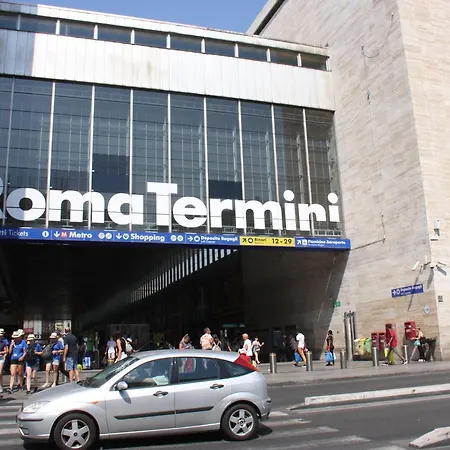 Castle Termini Pensión 2*